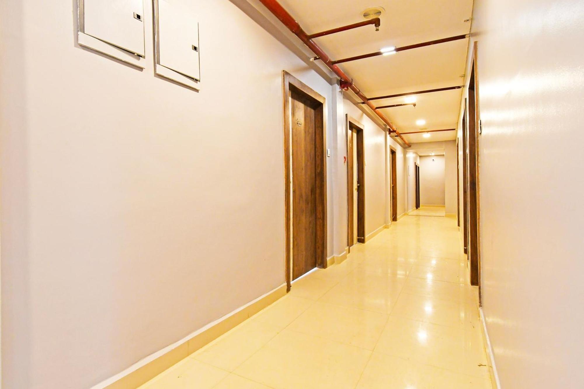 Готель Super Townhouse Mancheswar Industrial Estate Бхубанешвар Екстер'єр фото